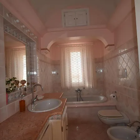 Armony's House Apartment Olbia